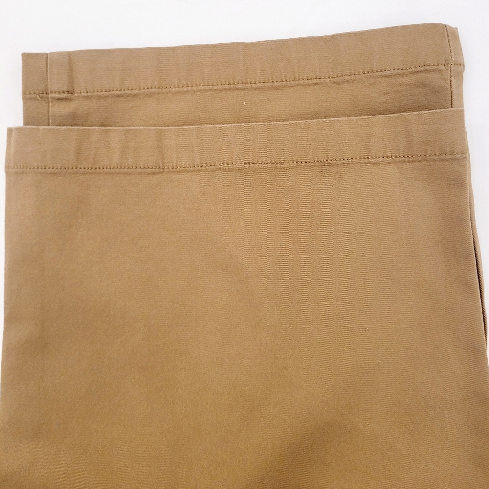 Dockers Men's Tan Chino Tapered Fit  58 X 32 - Picture 3 of 6